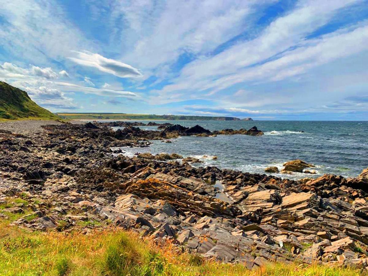 Spacious 2 Bedroom In Picturesque Cullen