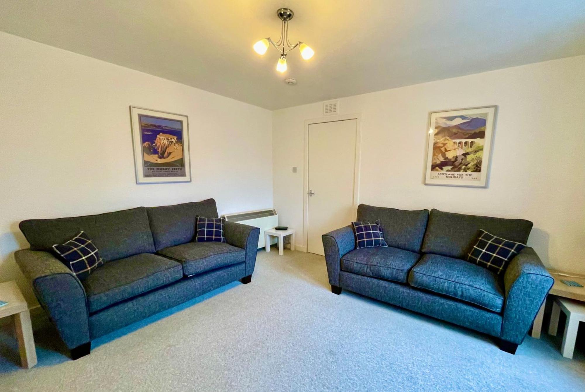 Spacious 2 Bedroom In Picturesque Vakantiehuis *